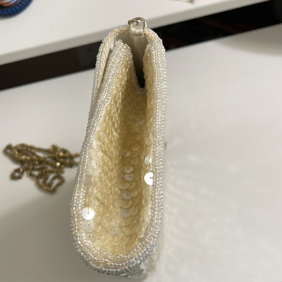 La Regale Purse - Picture 8 of 16